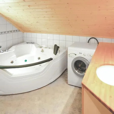 Lovely In Hatlestrand With Kitchen Ferienhaus Hatlestrand