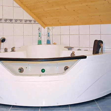 Ferienhaus Lovely In Hatlestrand With Kitchen