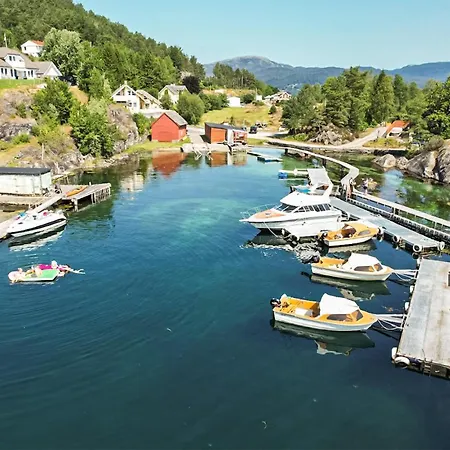 Lovely In Hatlestrand With Kitchen * Hatlestrand