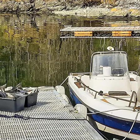 Lovely In Hatlestrand With Kitchen Ferienhaus *